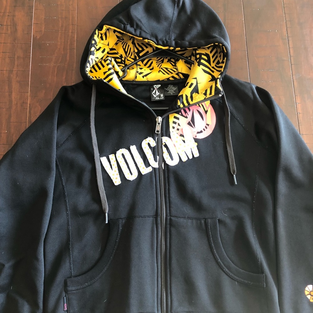 Volcom Hoodie - Picture 2 of 6